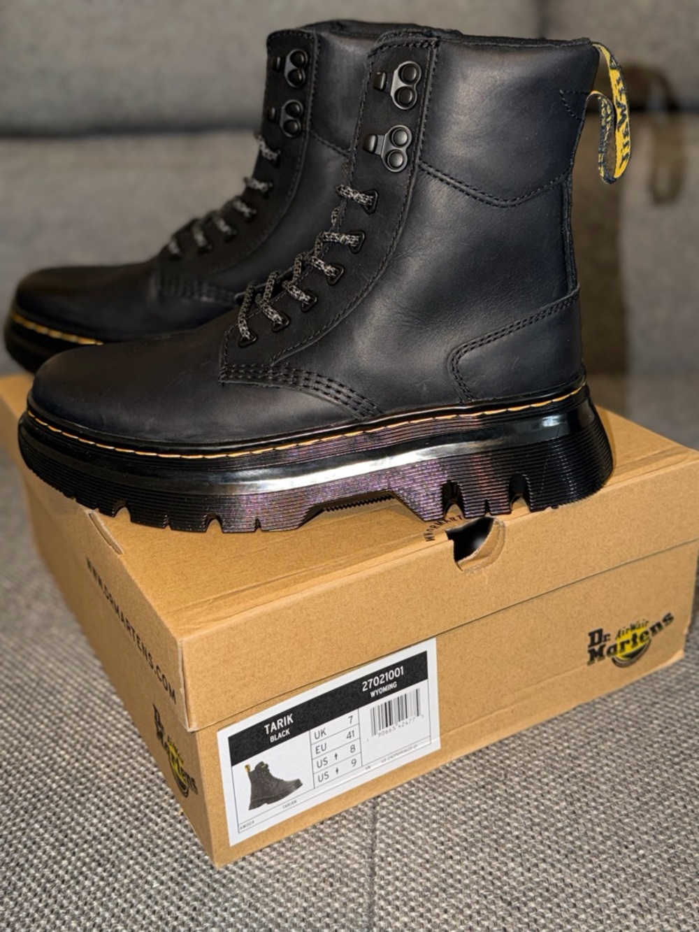 Dr. Martens Black Leather Lace-Up Boots with Yellow Details - Picture 3 of 4